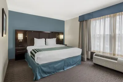 Photo 5 - Best Western Plus Tallahassee North Hotel