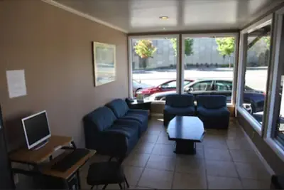 Photo 5 - Seatac Inn