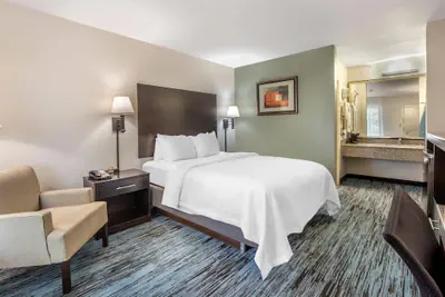 Photo 5 - Quality Inn Mount Airy Mayberry