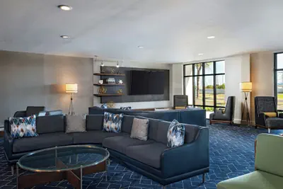 Photo 2 - Courtyard Marriott Laredo