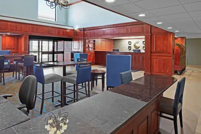 Photo 4 - Comfort Suites Outlet Center