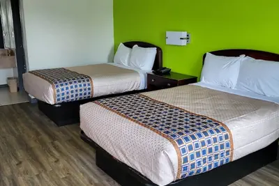Photo 5 - Budgetel Inn & Suites