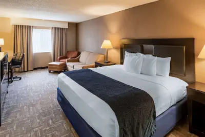 Photo 4 - Best Western Greenfield Inn
