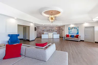 Photo 2 - Best Western Summit Inn