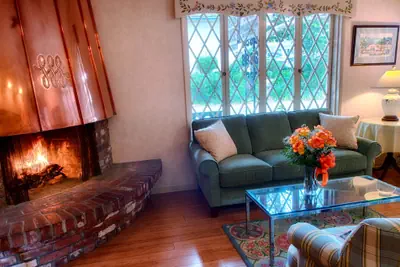 Photo 4 - Hofsas House Hotel