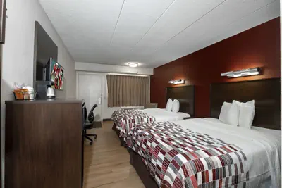 Photo 5 - Red Roof Inn Washington DC - Lanham
