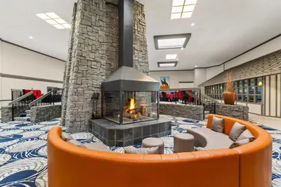 Photo 4 - Red Lion Hotel & Conference Center Cheyenne