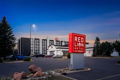 Photo 2 - Red Lion Hotel & Conference Center Cheyenne