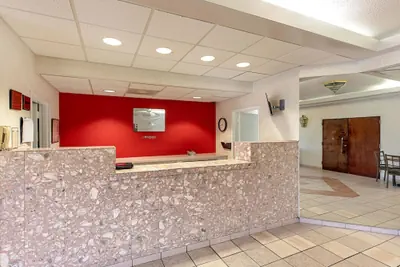 Photo 4 - Econo Lodge Vero Beach - Downtown