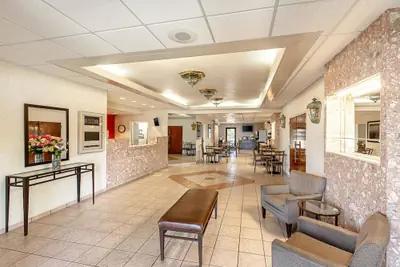 Photo 5 - Econo Lodge Vero Beach - Downtown