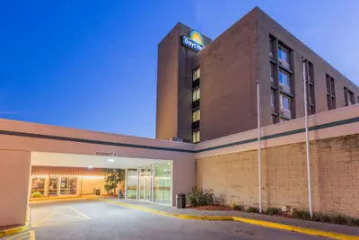 Photo 2 - Days Hotel & Conference Center by Wyndham Danville