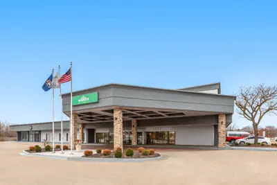 Photo 2 - Wingate by Wyndham Troy