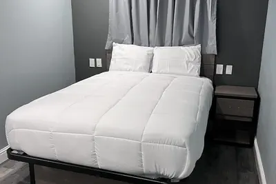Photo 4 - Surf City Inn and Suites