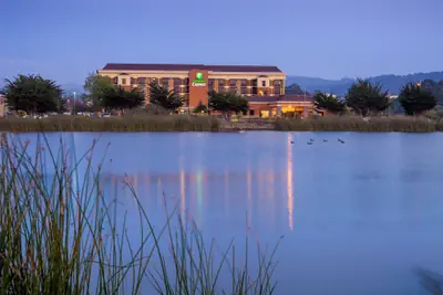 Photo 2 - Holiday Inn Express at Monterey Bay by IHG