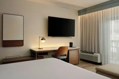 Photo 5 - Courtyard by Marriott Orlando Airport