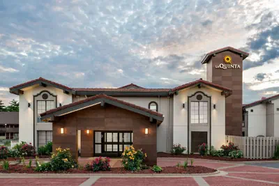 Photo 2 - La Quinta Inn by Wyndham Columbus I-70E/Reynoldsburg