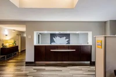 Photo 5 - La Quinta Inn & Suites by Wyndham Fort Lauderdale Tamarac