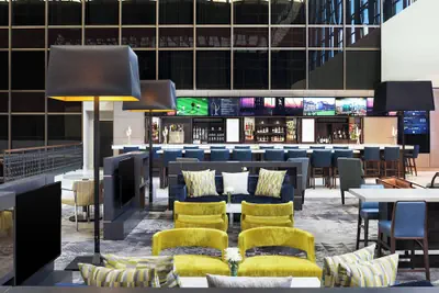 Photo 4 - Sheraton Bloomington Hotel