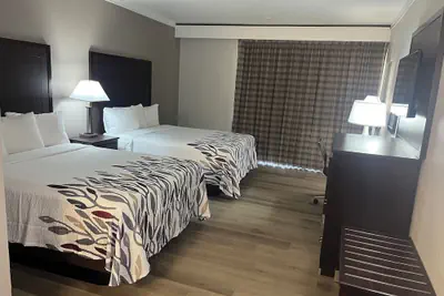 Photo 5 - Red Roof Inn Gastonia