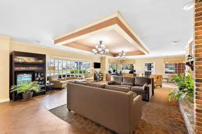 Photo 3 - Best Western Coach House