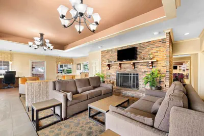 Photo 5 - Best Western Coach House