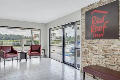 Photo 3 - Red Roof Inn MacClenny