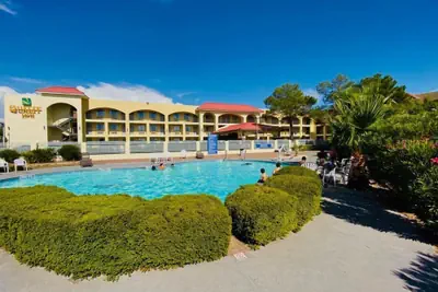 Photo 2 - Quality Inn Airport East