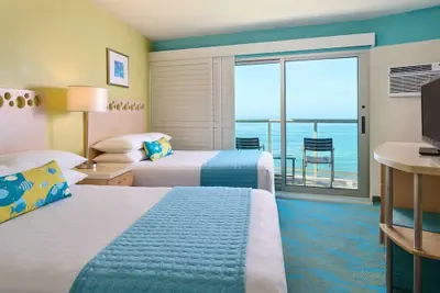 Photo 5 - Waikiki Circle Hotel By Castle
