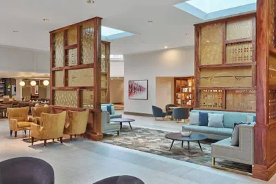 Photo 4 - Sheraton Portland Airport Hotel