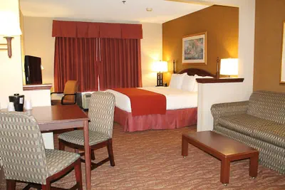 Photo 5 - Auburn Place Hotel & Suites - Paducah