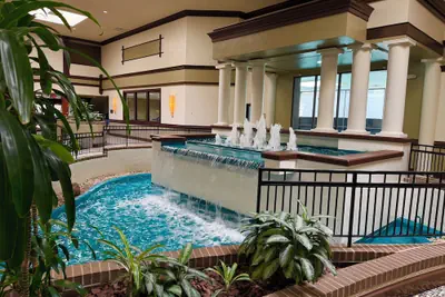 Photo 5 - Holiday Inn Hotel & Suites Cincinnati - Eastgate by IHG
