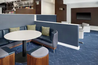 Photo 4 - Courtyard by Marriott Huntsville University Drive