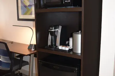 Photo 4 - Holiday Inn Express Philadelphia NE - Bensalem by IHG