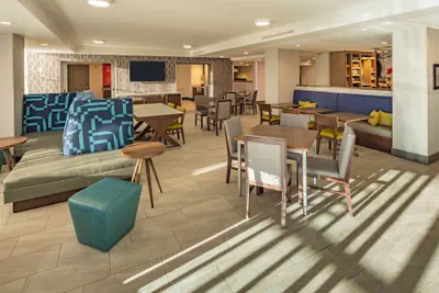 Photo 3 - Hampton Inn Asheville-Tunnel Rd.