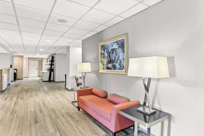 Photo 3 - Hampton Inn Chicago/Naperville