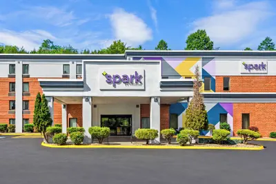 Photo 2 - Spark by Hilton Lexington