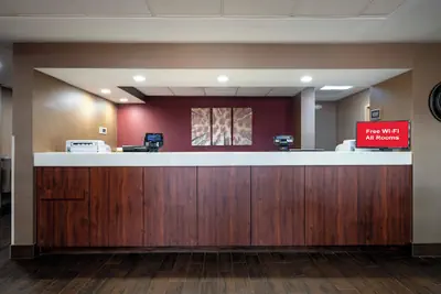 Photo 4 - Red Roof Inn Prattville