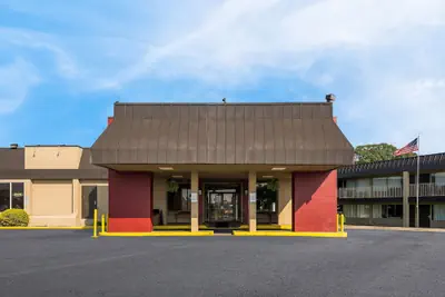 Photo 2 - Red Roof Inn Reading