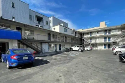 Photo 2 - Motel 6 San Francisco, CA - Lombard Street