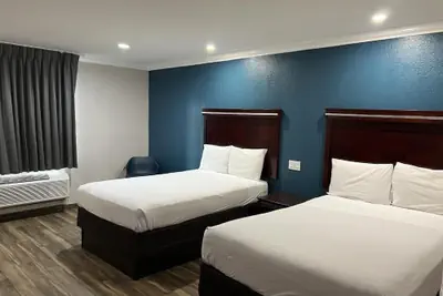 Photo 5 - Super 8 by Wyndham Mesa Downtown Near Convention Center