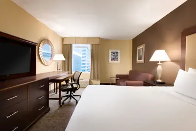 Photo 5 - Crowne Plaza Crystal City-Washington, D.C. by IHG