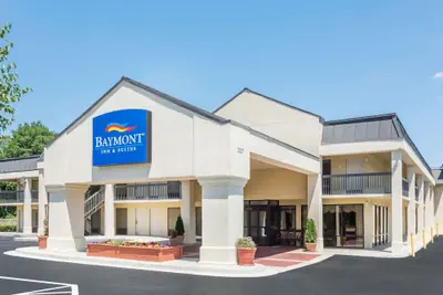 Photo 2 - Baymont by Wyndham Griffin