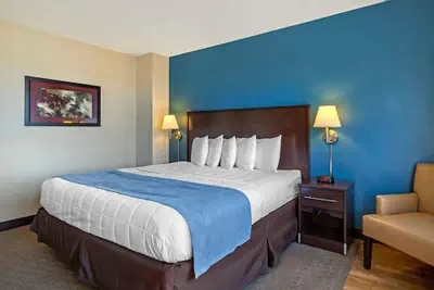 Photo 4 - The Capitol Hotel