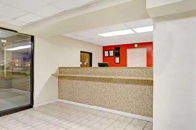 Photo 3 - Super 8 by Wyndham Fredericksburg