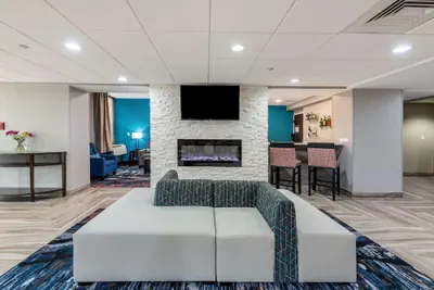 Photo 3 - Comfort Inn Chicago Schaumburg - O'Hare Airport