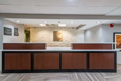 Photo 5 - Comfort Inn Chicago Schaumburg - O'Hare Airport