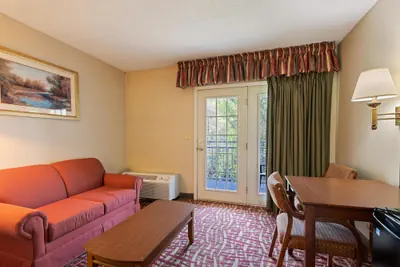 Photo 3 - SureStay by Best Western Cherokee on the River