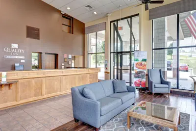 Photo 3 - Quality Inn West-Branson Theatre District