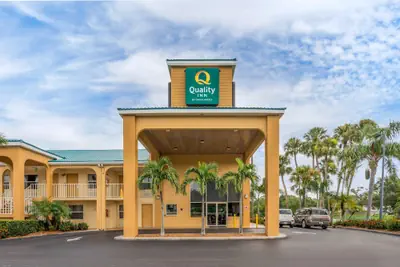 Photo 2 - Quality Inn Bradenton North I-75