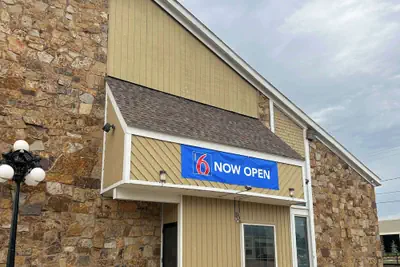 Photo 2 - Motel 6 Ada, OK